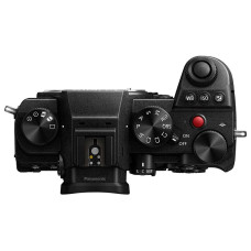 Цифровая фотокамера Panasonic LUMIX S DC-S5EE-K Body