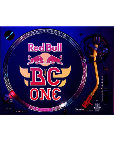 DJ виниловый проигрыватель Technics SL-1210MK7RE REDBULL Limited Edition DJ виниловый проигрыватель Technics SL-1210MK7RE REDBULL Limited Edition