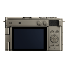 Digital camera Panasonic Lumix S9 Titanium Black +18-40mm Kit DC-S9NE-NA (Titanium Lens)