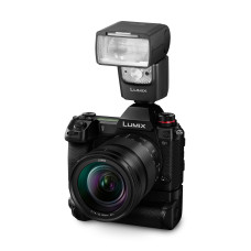 Цифрова Фотокамера Panasonic LUMIX S DC-S1MEE-K Kit 24-105mm